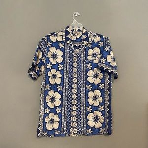 Evergreen Island Large Blue Hawaiian Shirt EUC